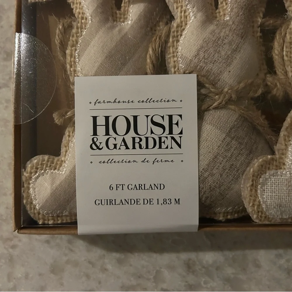 “New” House & Garden Striped & Solid Bunny Garland
